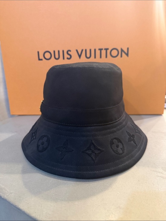 LOUIS VUITTON | ✨NEW✨ LV Filigram Bucket Hat Monogram Flower Embroidery in Black main image 6